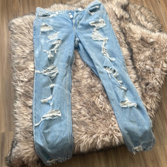 Jeans - Picture 1 of 5